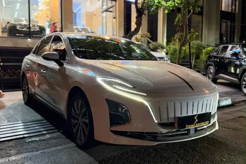 هونگچی، E-QM5