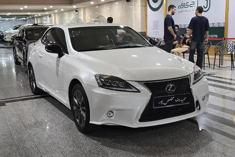 لکسوس، IS کروک
