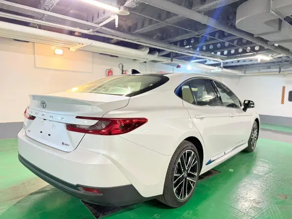 تویوتا، کمری هیبرید