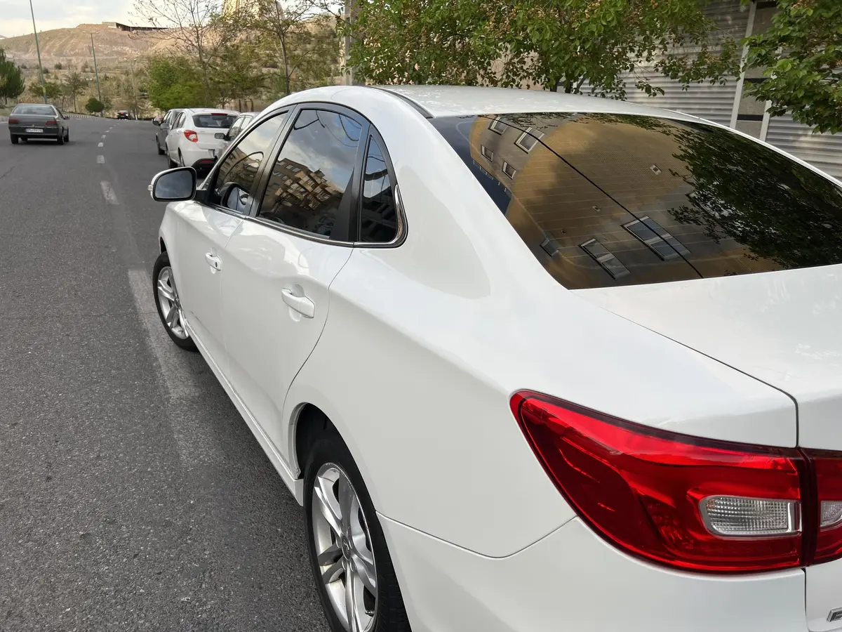 بسترن،  B30