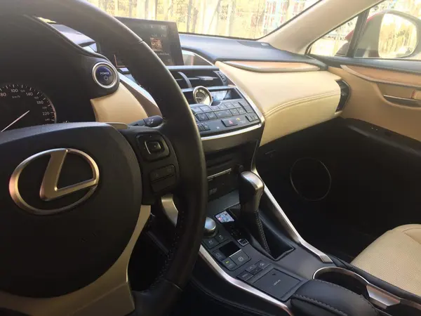 لکسوس  NX هیبرید