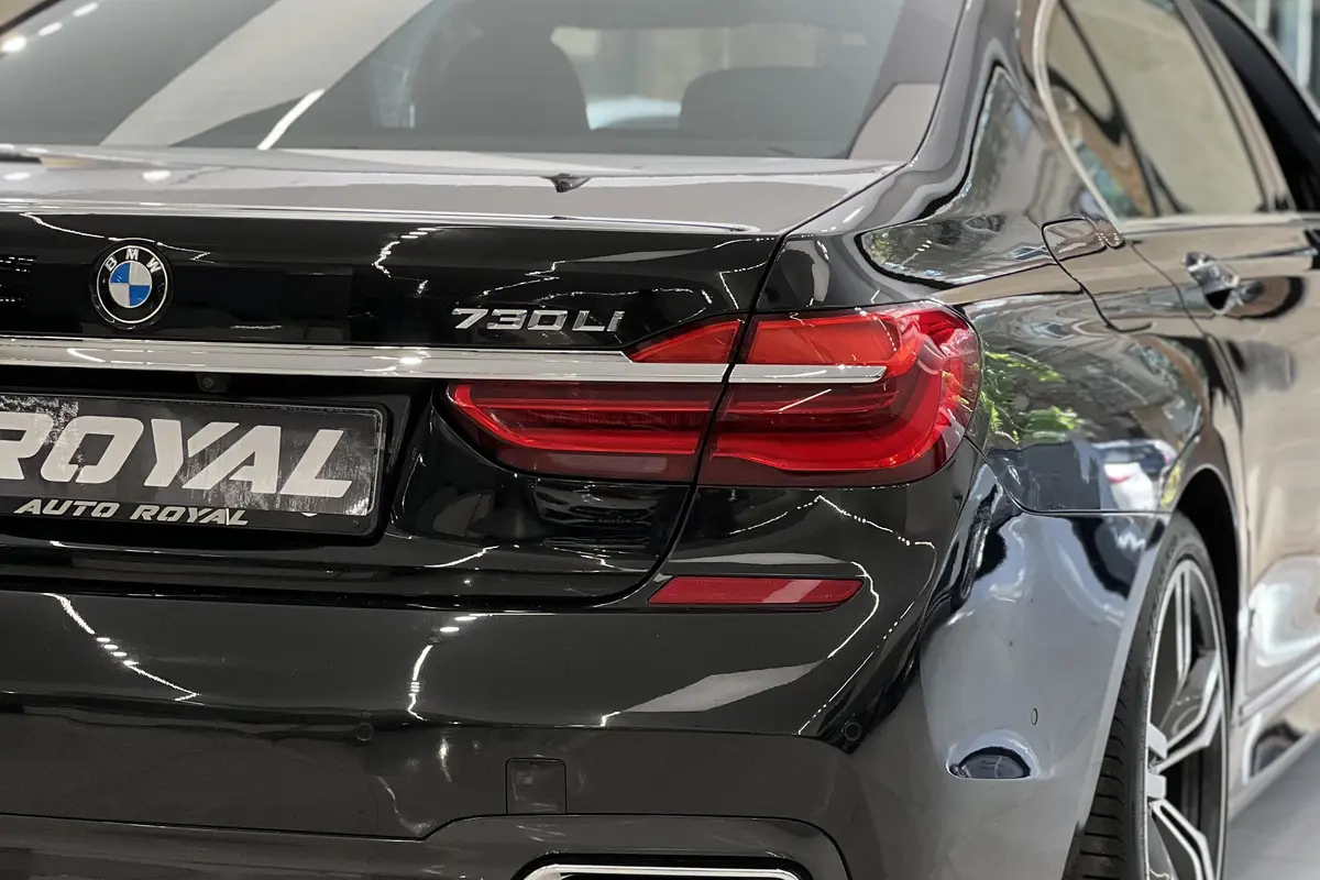 ب ام و،  سری 7