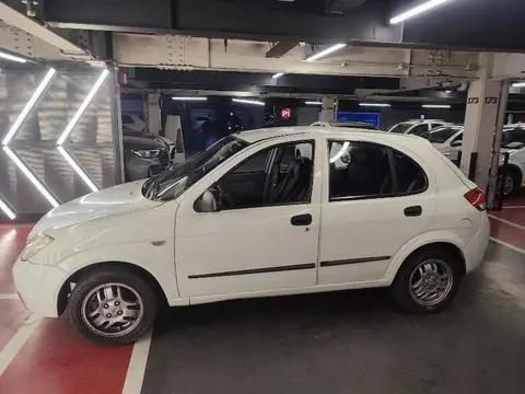تیبا، هاچ بک