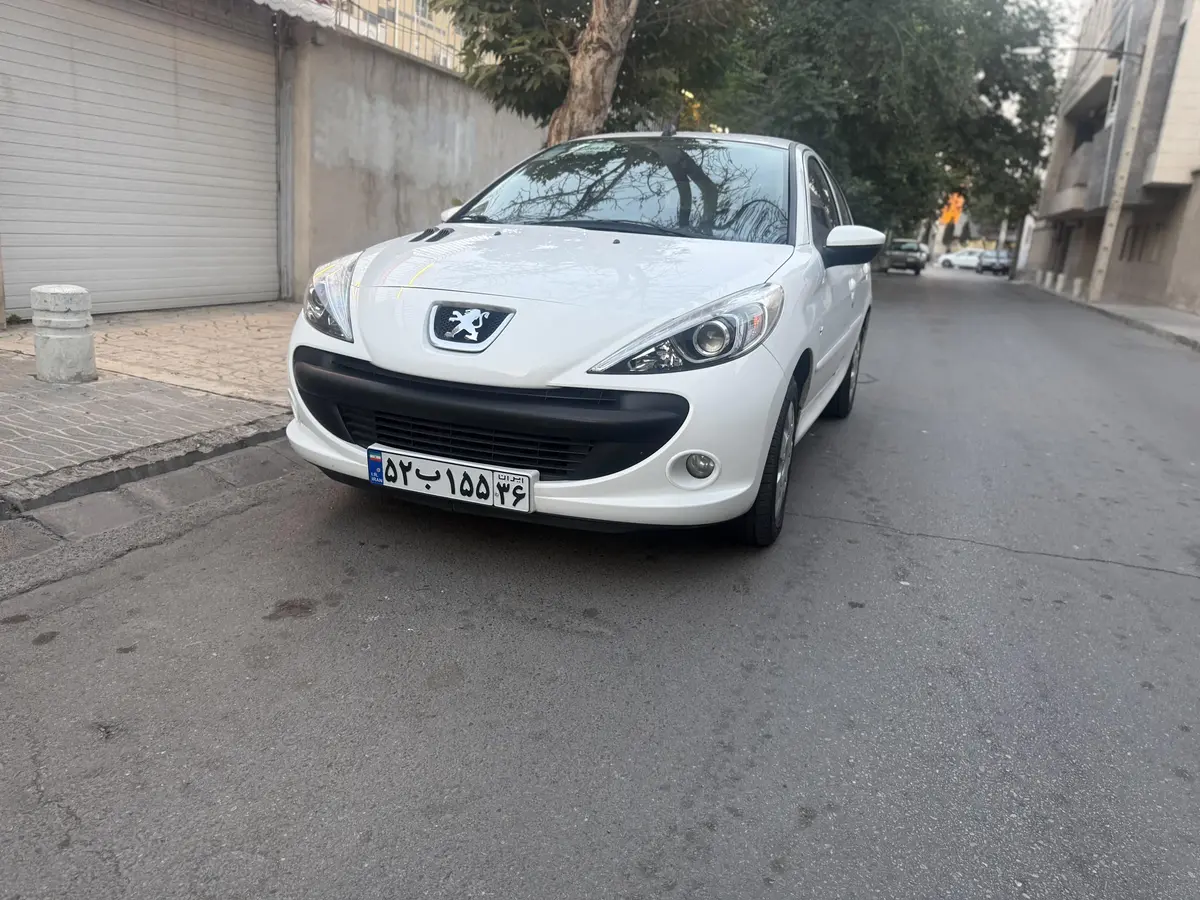 پژو،  207