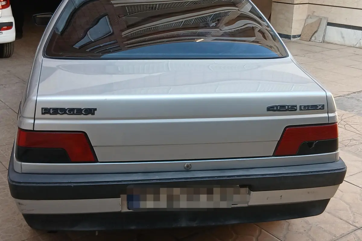 پژو،  405