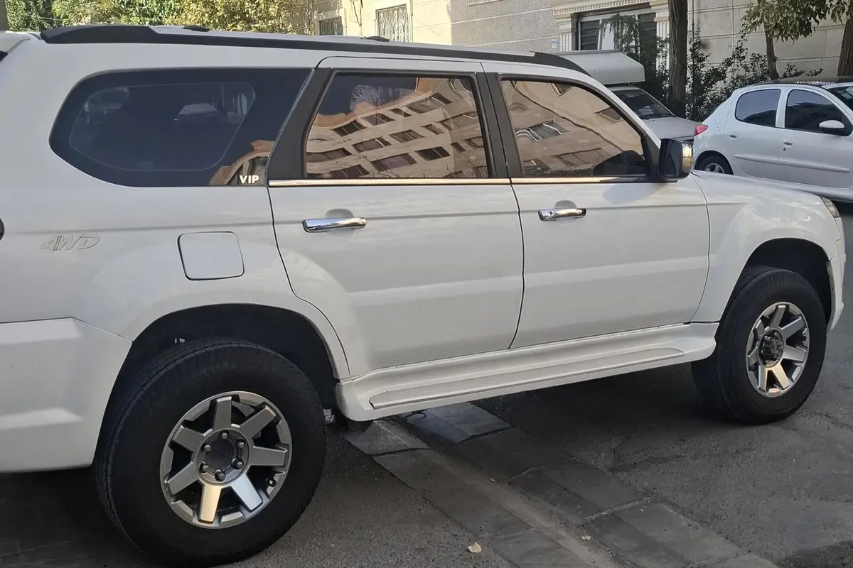 لندمارک،  V7