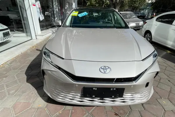 تویوتا، کمری هیبرید