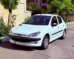 پژو، 206