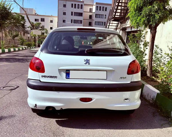 پژو  206
