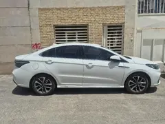 فونیکس، آریزو 6 پرو