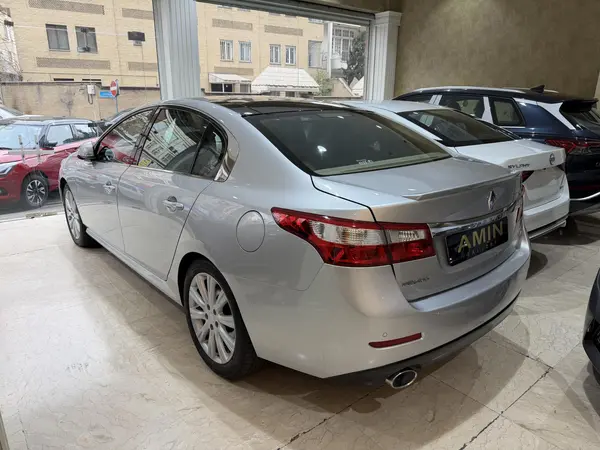 رنو، لتیتود