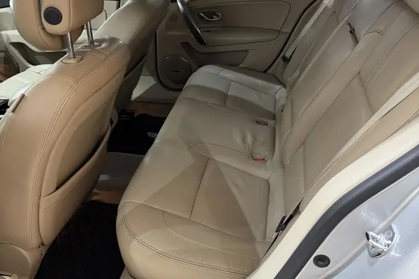 رنو، لتیتود