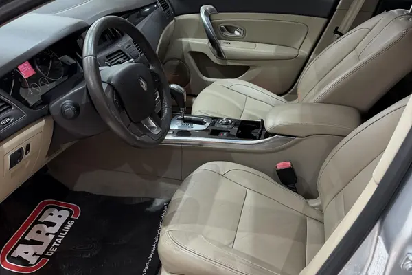 رنو، لتیتود