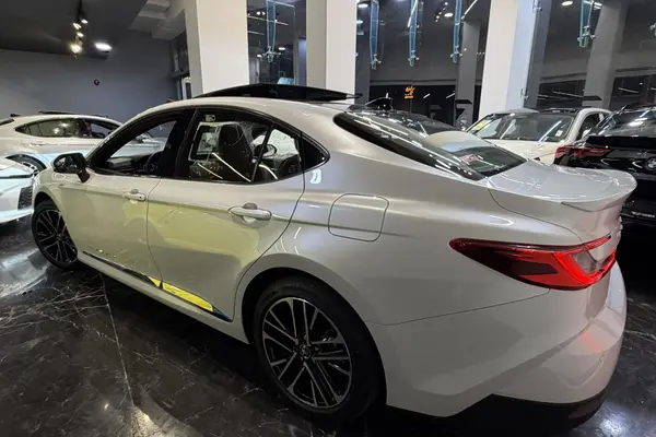 تویوتا، کمری هیبرید