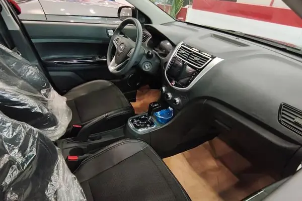 کی ام سی، ایگل