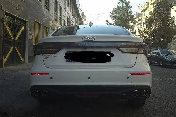 فونیکس، آریزو 6 جی تی (Z6 GT)