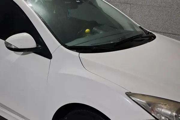 مزدا، 3 نیو صندوق دار