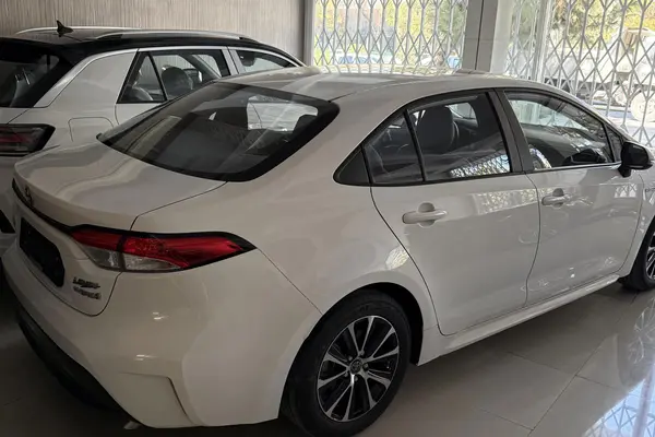 تویوتا، لوین هیبرید