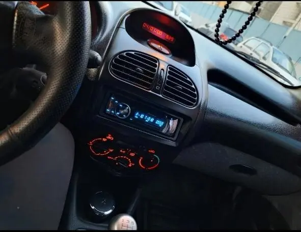 پژو  206