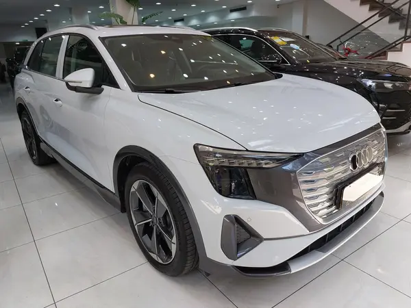 آئودی، Q5 e-tron