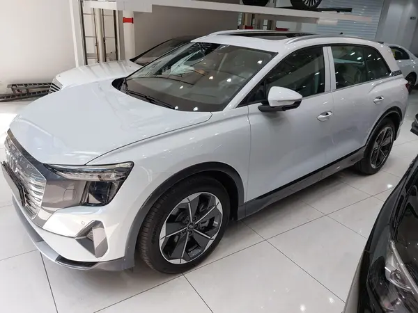 آئودی، Q5 e-tron