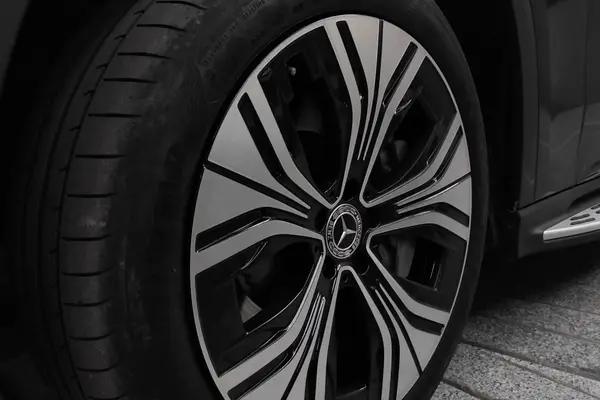 بنز  EQE SUV