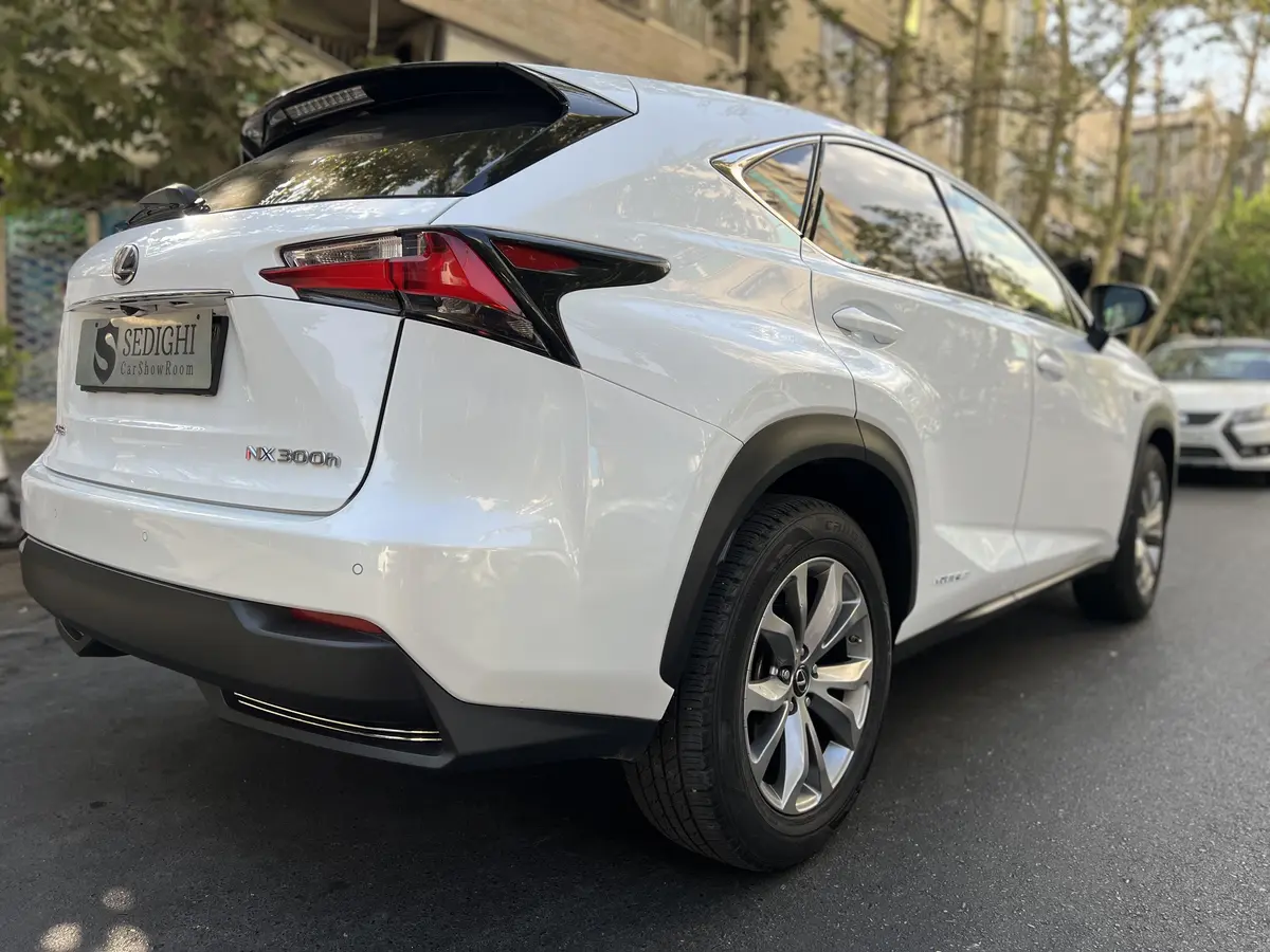 لکسوس،  NX هیبرید