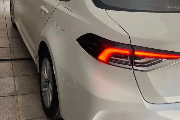 تویوتا، کرولا هیبرید