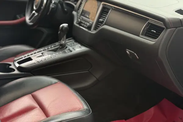 پورشه، ماکان