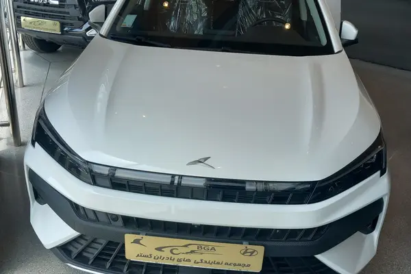 کی ام سی  J7
