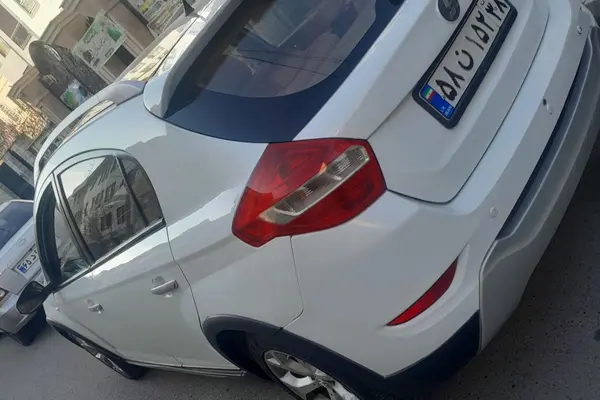 برلیانس، کراس