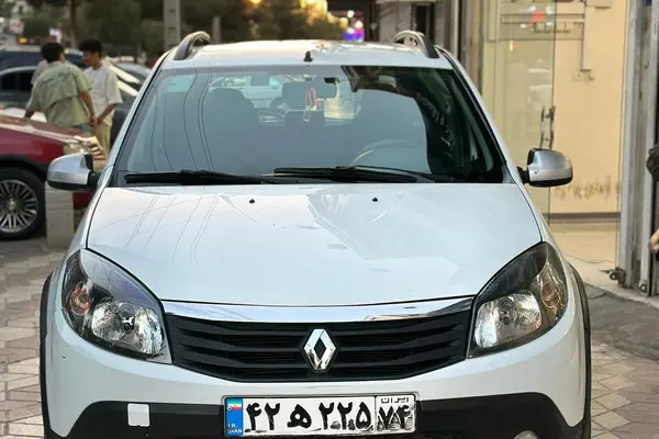 رنو  ساندرو استپ وی