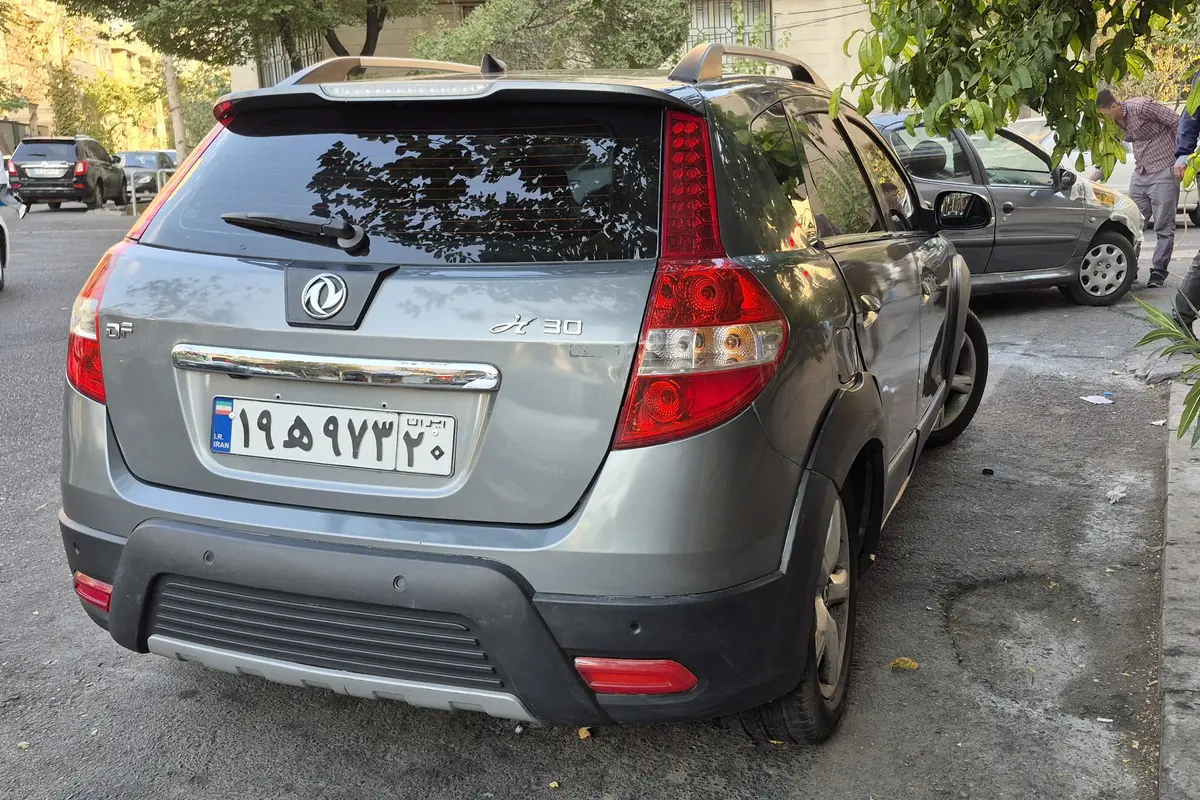 دانگ فنگ،  H30 کراس