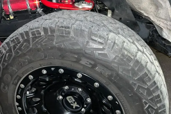 تویوتا، هایلوکس دو کابین