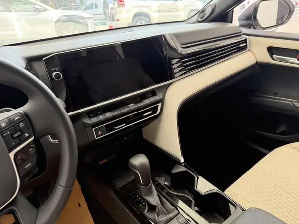 تویوتا، کمری هیبرید