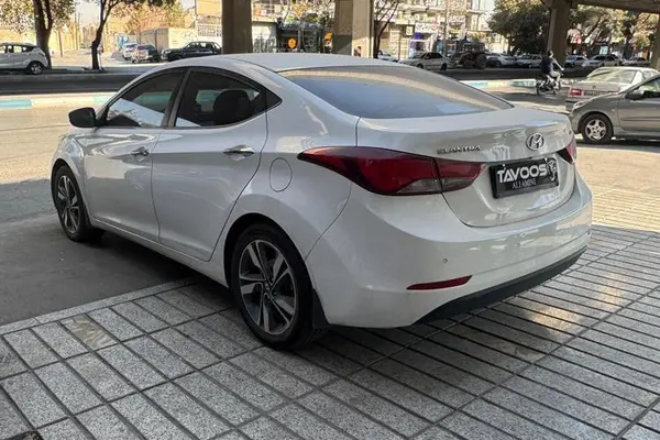 هیوندای، النترا