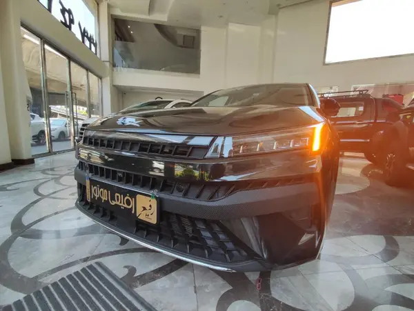 پیش فروش کی ام سی، J7