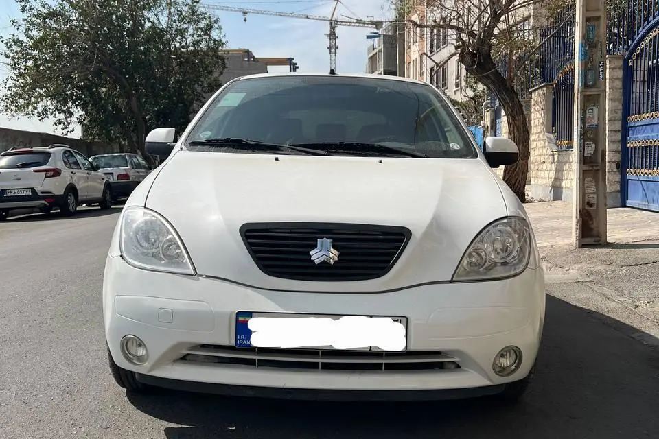 تیبا،  هاچ بک