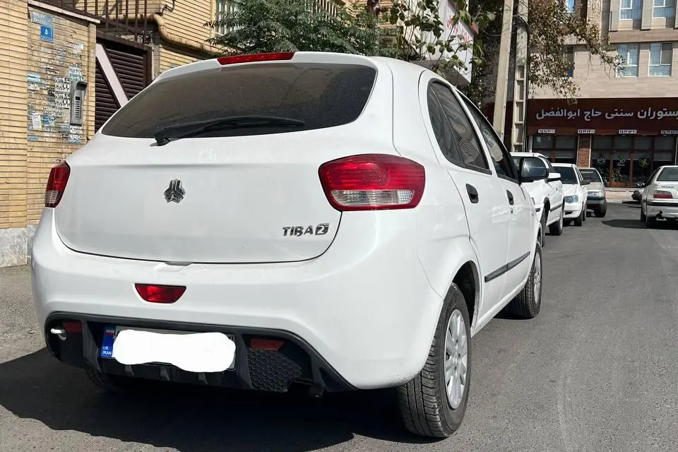 تیبا،  هاچ بک