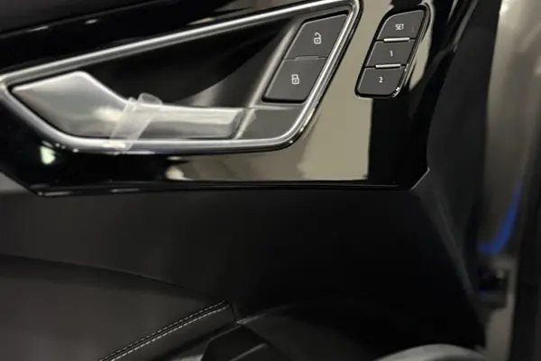 آئودی، Q4 e-tron