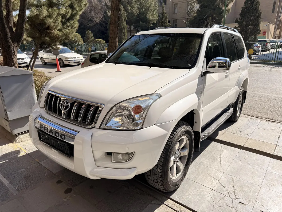تویوتا  پرادو  چهار در