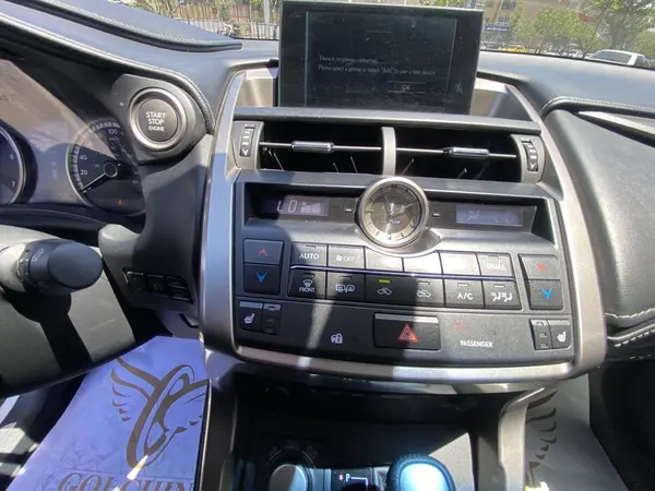 لکسوس  NX