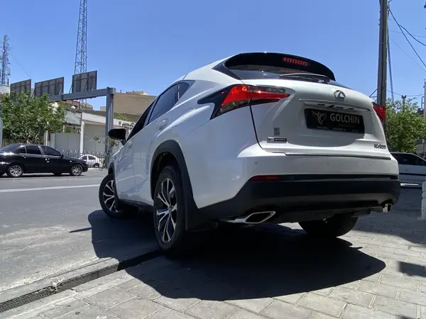 لکسوس  NX