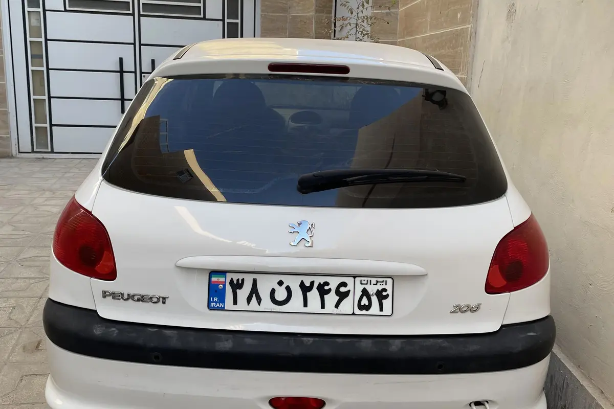 پژو،  206