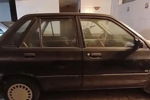 پراید، صندوق دار