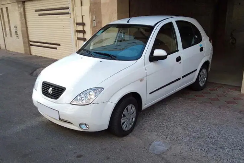تیبا،  هاچ بک