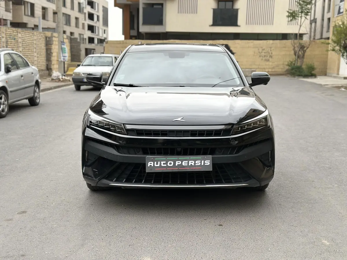 کی ام سی،  J7