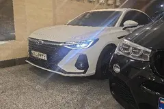 فونیکس، آریزو 8 (Z8)