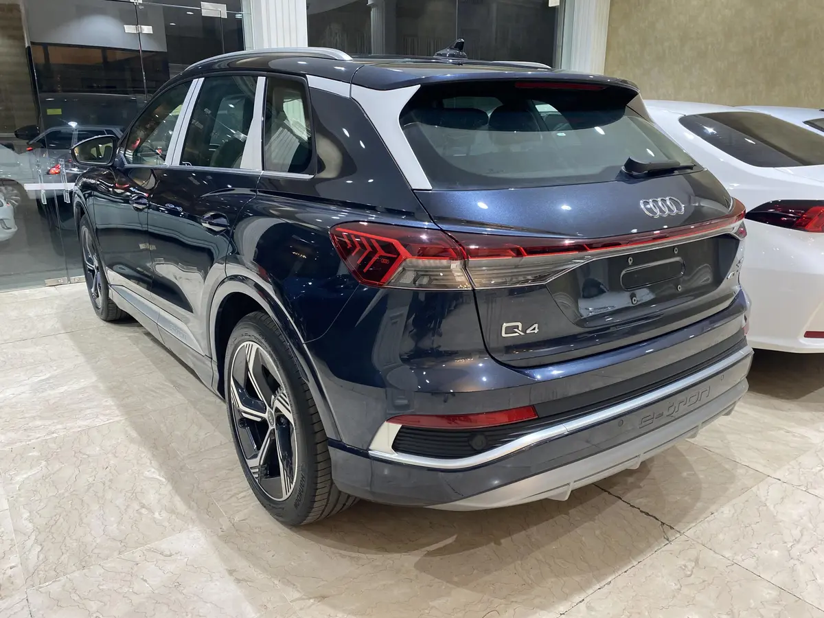 آئودی،  Q4 e-tron
