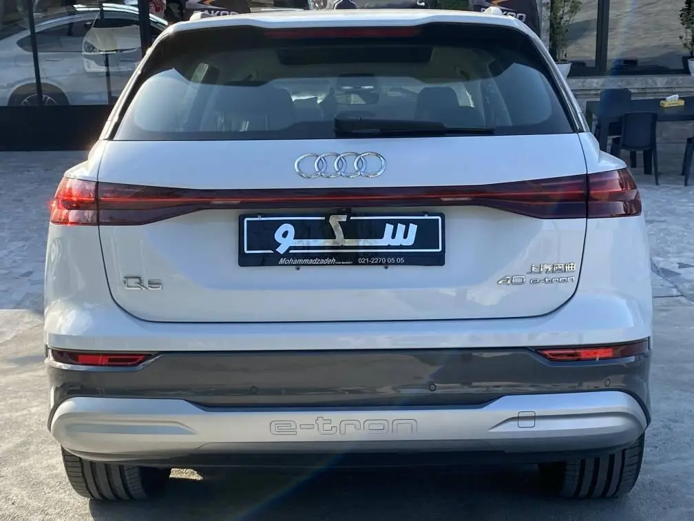 آئودی  Q5 e-tron